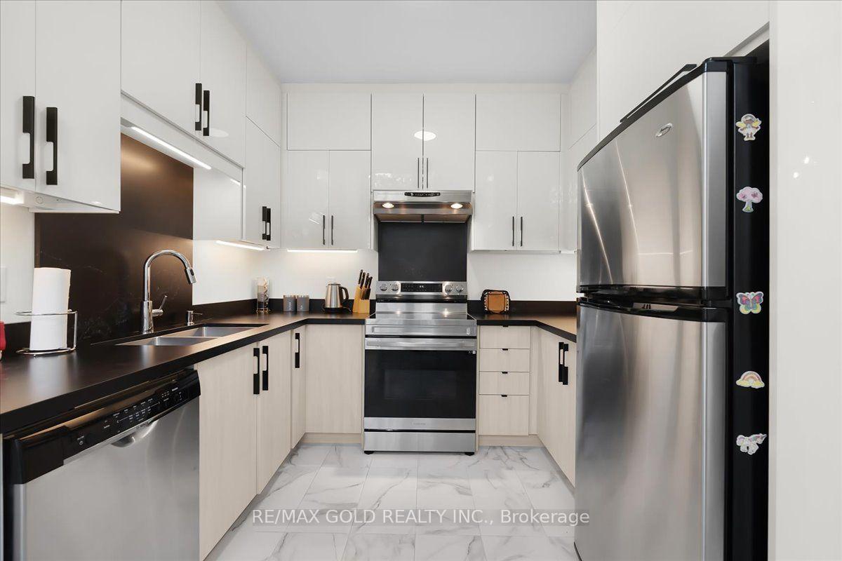 Photo 14 of Unit 2, 465 Columbia Street W, Waterloo, Upper Beechwood — HOMEH