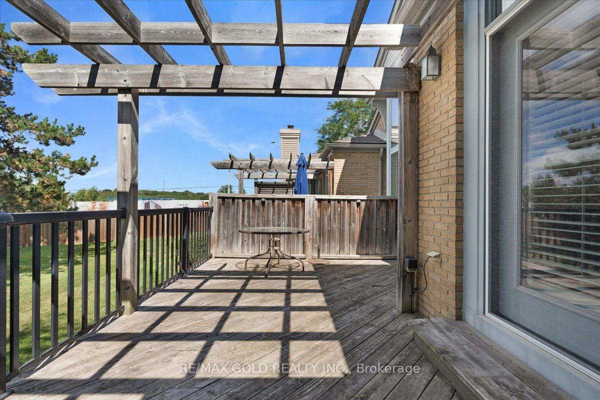 Photo 35 of Unit 2, 465 Columbia Street W, Waterloo, Upper Beechwood — HOMEH