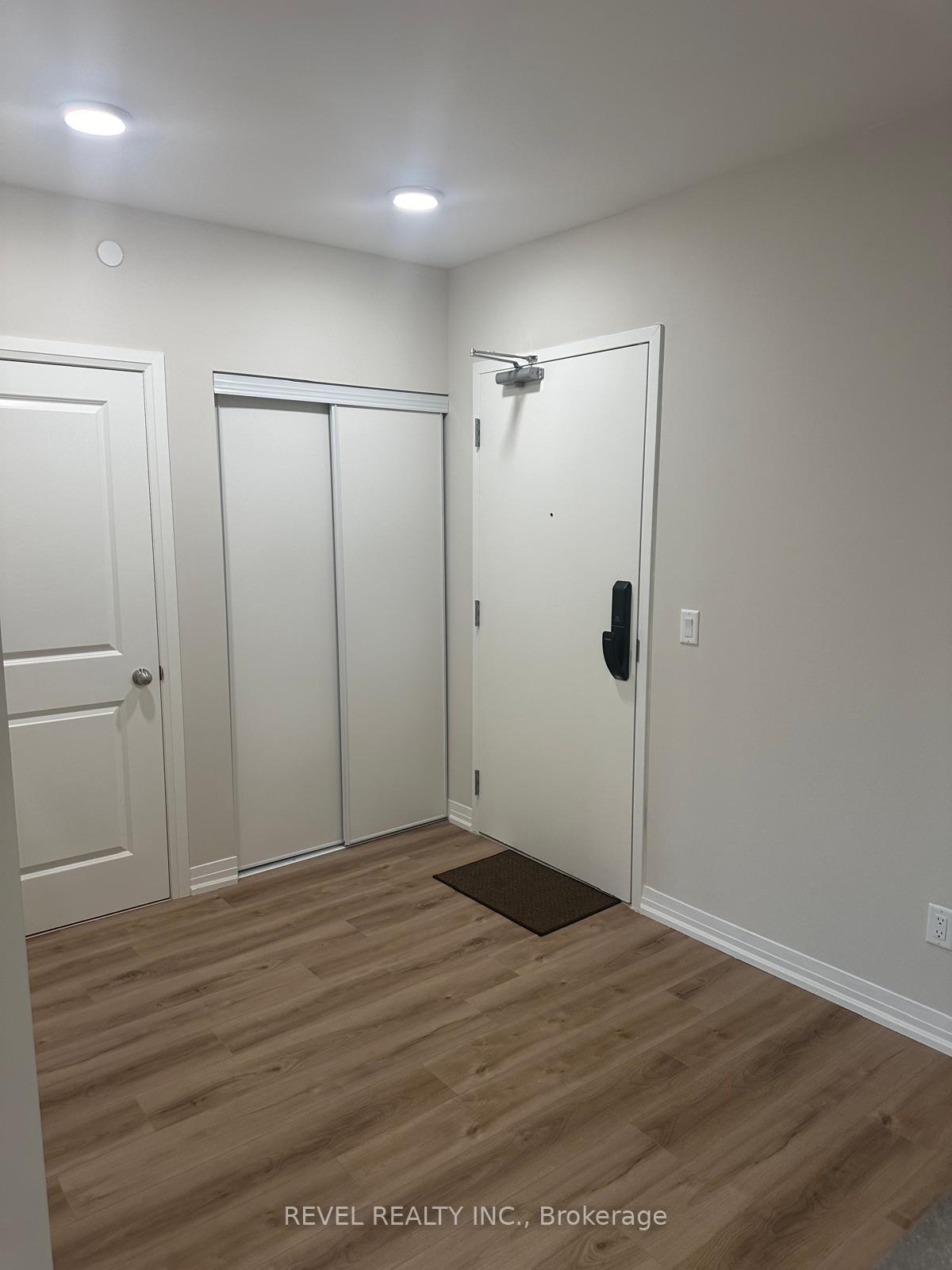 Photo 2 of Unit 306, 50 Herrick Avenue, St. Catharines, Oakdale — HOMEH