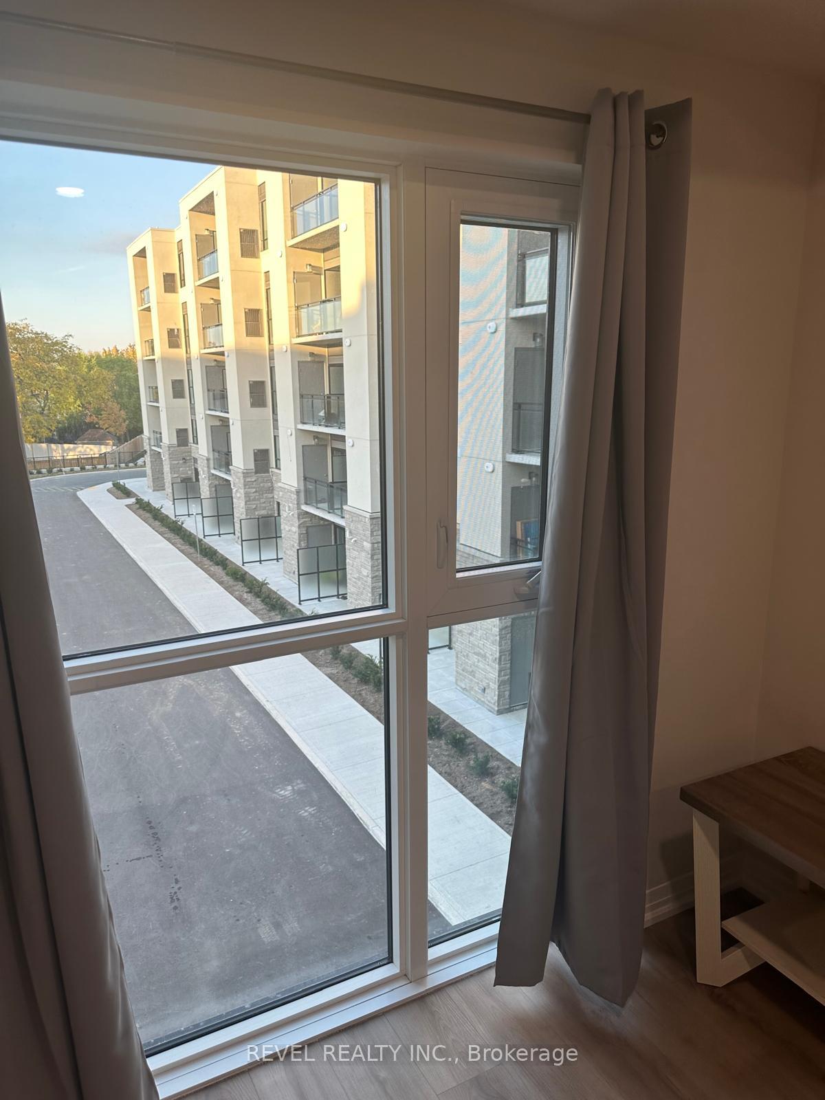 Photo 10 of Unit 306, 50 Herrick Avenue, St. Catharines, Oakdale — HOMEH