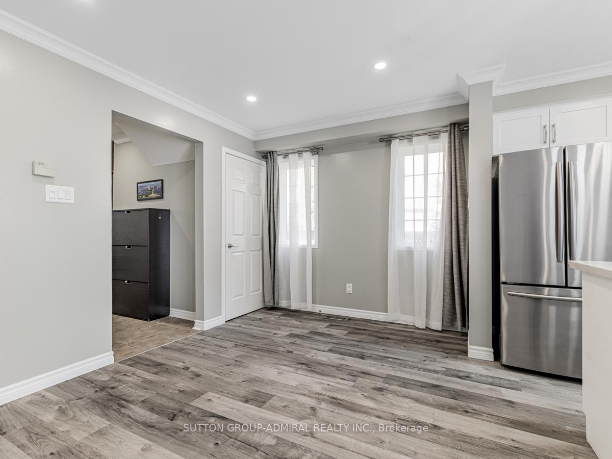 Photo 13 of 224 Kelso Crescent, Vaughan, Maple — HOMEH