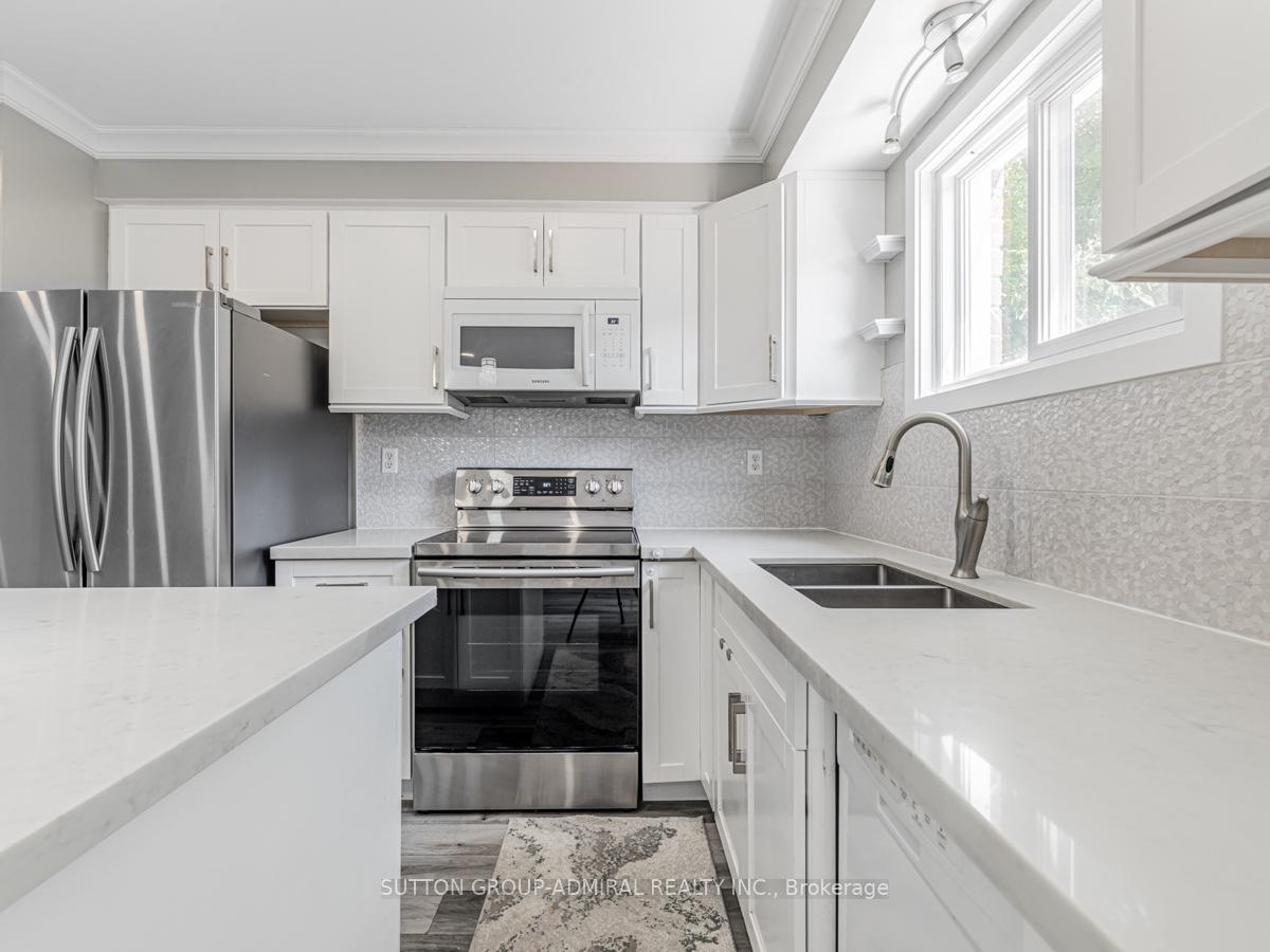 Photo 18 of 224 Kelso Crescent, Vaughan, Maple — HOMEH