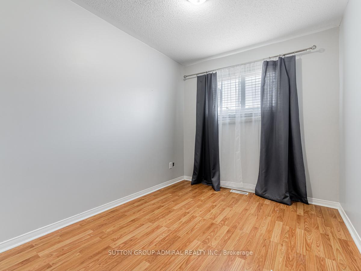 Photo 25 of 224 Kelso Crescent, Vaughan, Maple — HOMEH