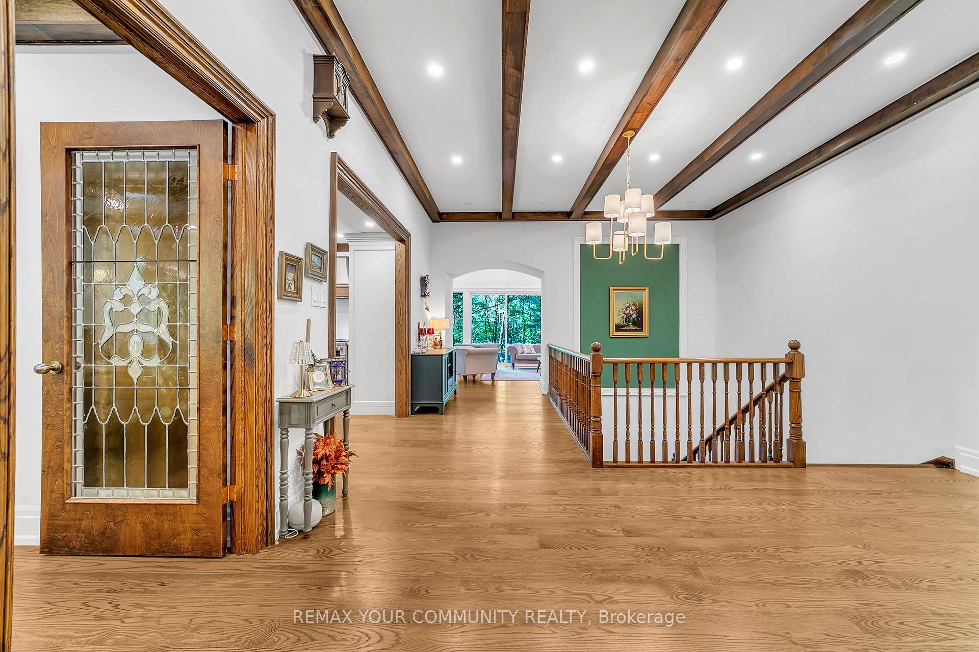 Photo 8 of 76 Trailwood Crescent, Richmond Hill, Rural Richmond Hill — HOMEH