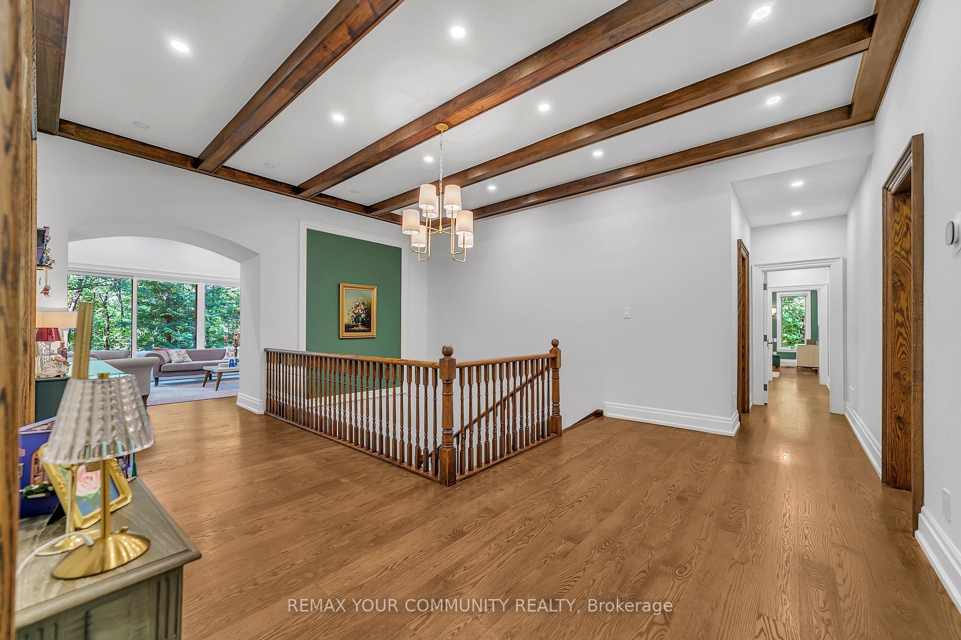 Photo 9 of 76 Trailwood Crescent, Richmond Hill, Rural Richmond Hill — HOMEH