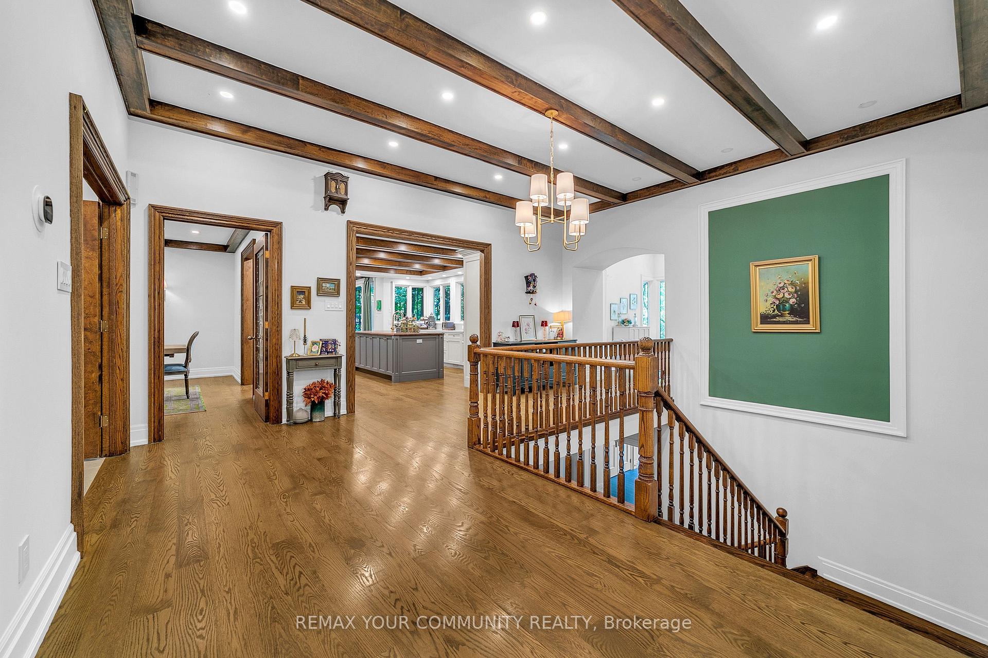 Photo 10 of 76 Trailwood Crescent, Richmond Hill, Rural Richmond Hill — HOMEH