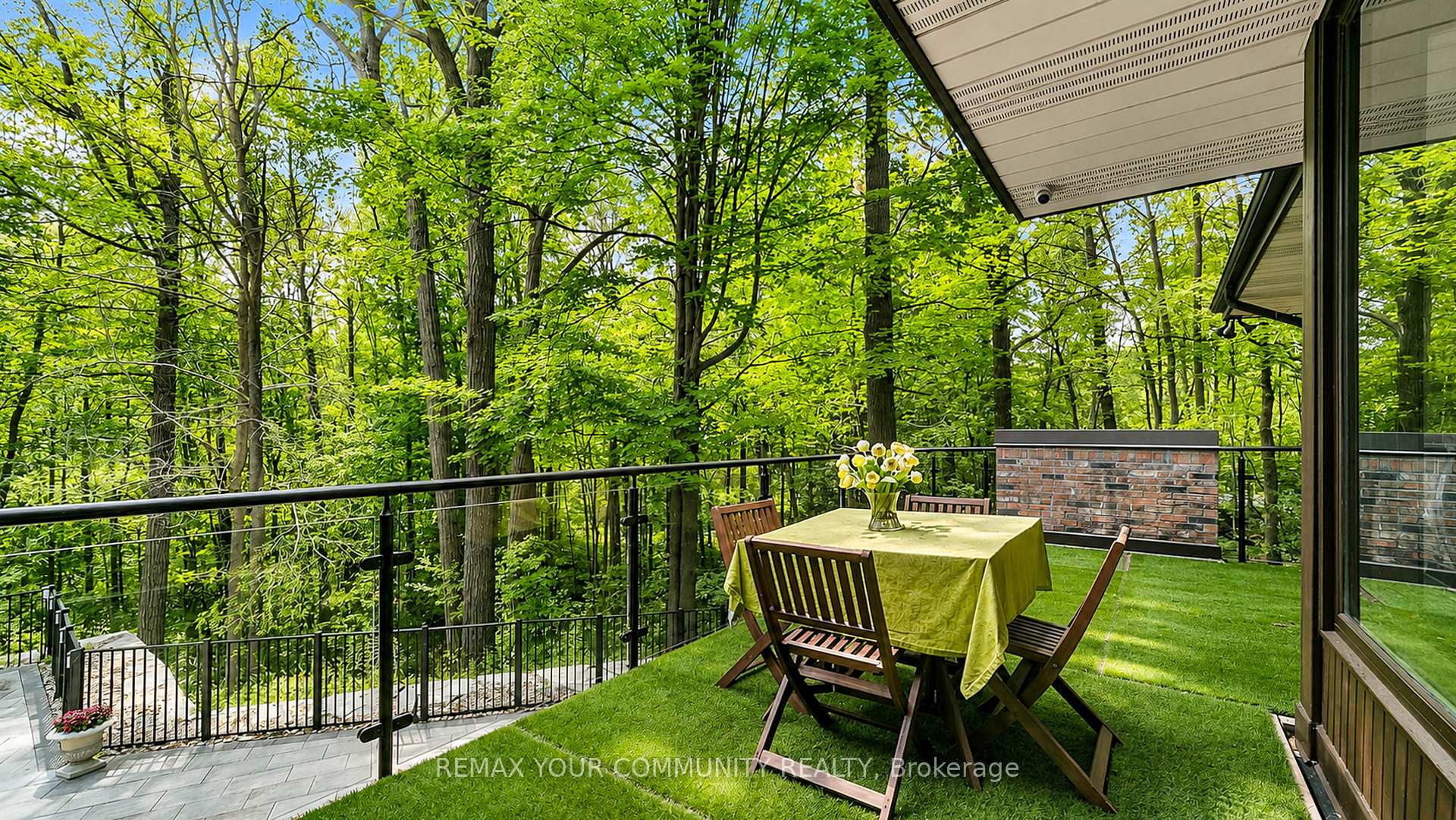 Photo 18 of 76 Trailwood Crescent, Richmond Hill, Rural Richmond Hill — HOMEH
