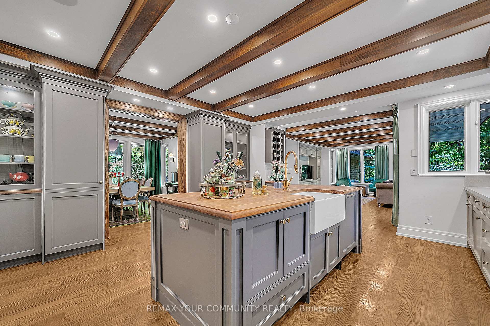 Photo 21 of 76 Trailwood Crescent, Richmond Hill, Rural Richmond Hill — HOMEH