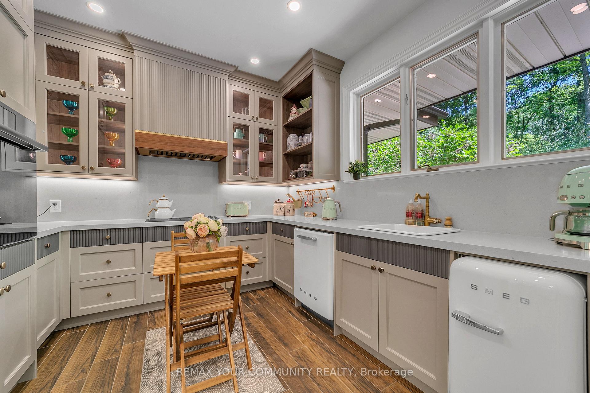 Photo 24 of 76 Trailwood Crescent, Richmond Hill, Rural Richmond Hill — HOMEH