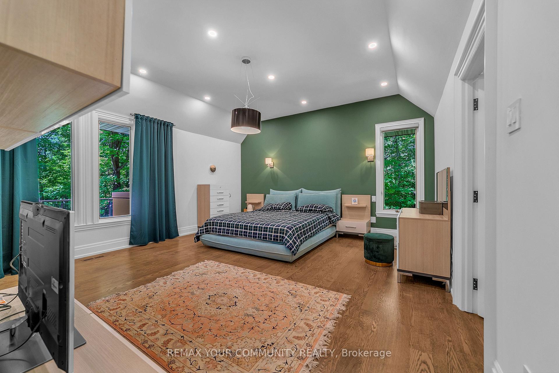 Photo 28 of 76 Trailwood Crescent, Richmond Hill, Rural Richmond Hill — HOMEH