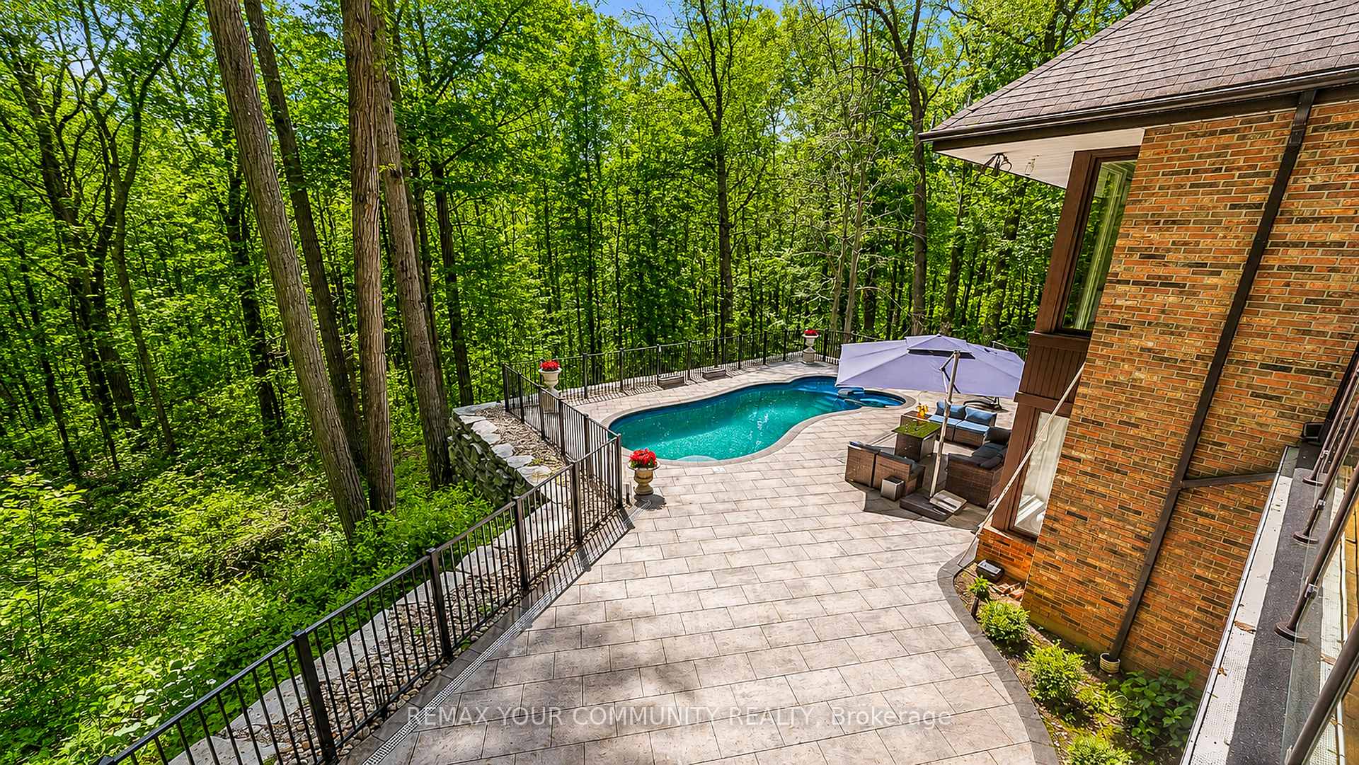 Photo 42 of 76 Trailwood Crescent, Richmond Hill, Rural Richmond Hill — HOMEH