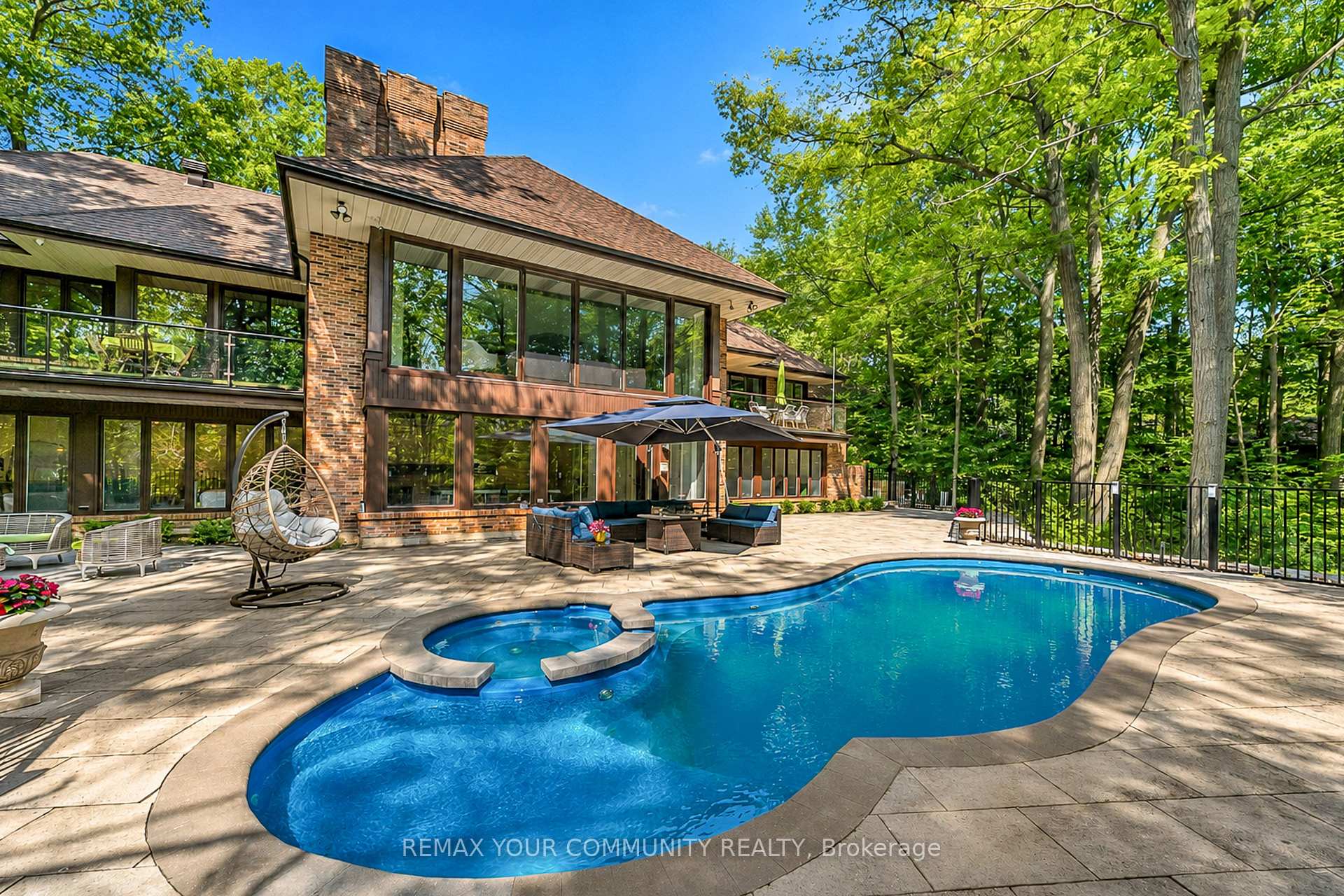 Photo 45 of 76 Trailwood Crescent, Richmond Hill, Rural Richmond Hill — HOMEH