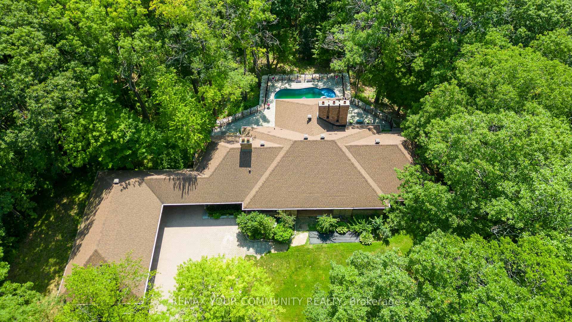 Photo 49 of 76 Trailwood Crescent, Richmond Hill, Rural Richmond Hill — HOMEH