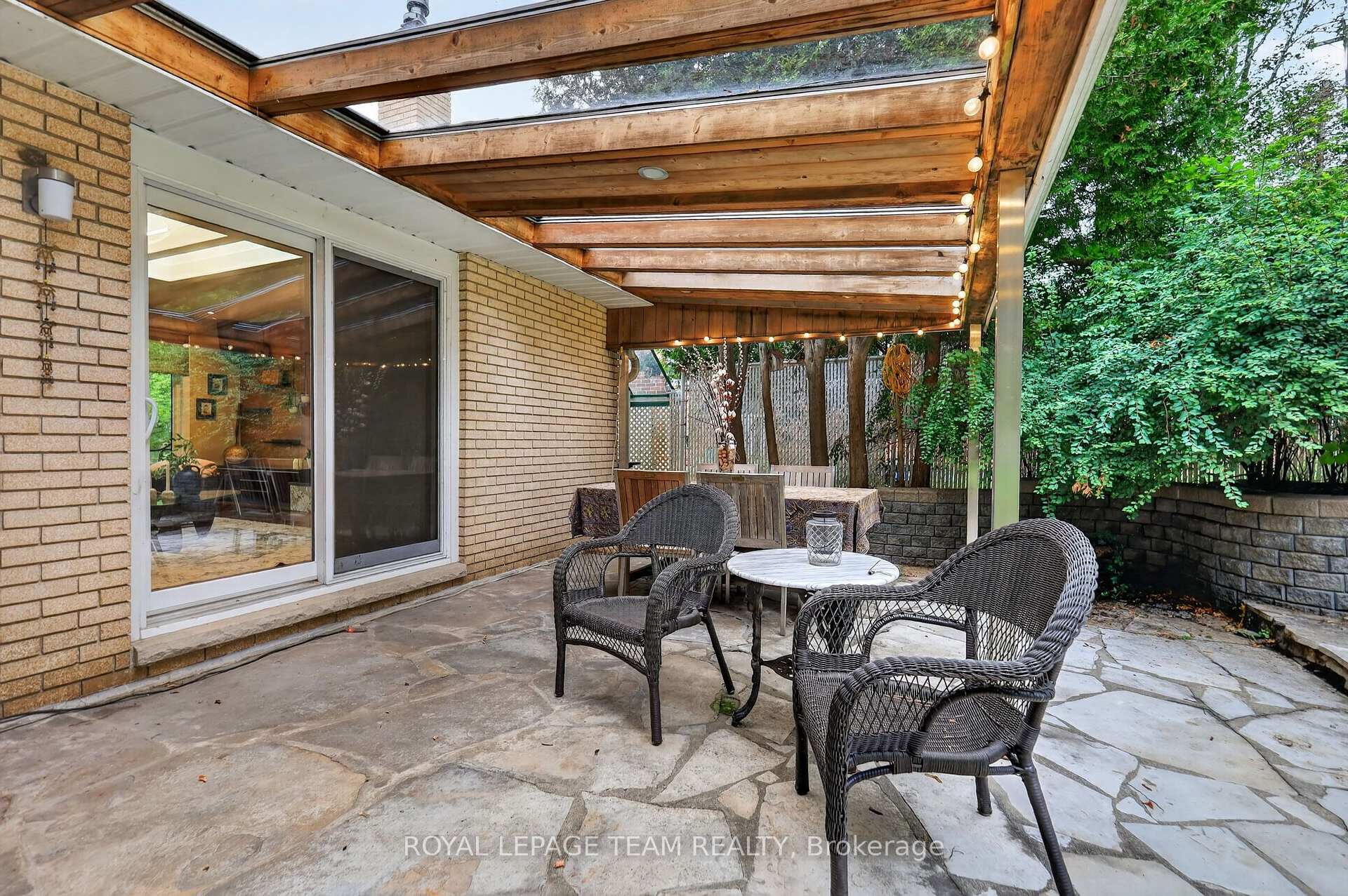 Photo 31 of 1958 Neepawa Avenue, Ottawa, Carlingwood — HOMEH