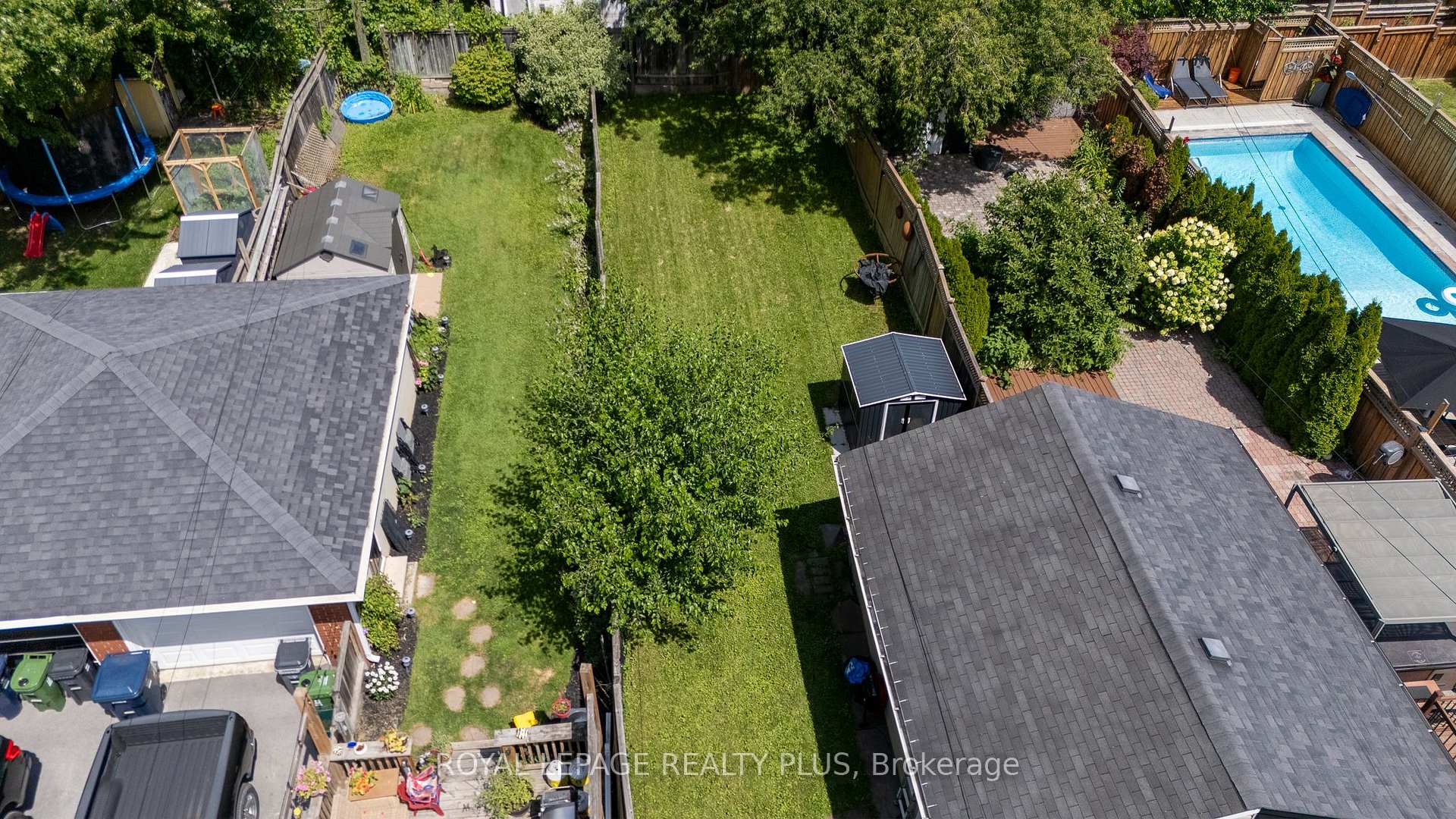 Photo 35 of 33 Dayton Avenue, Etobicoke, Stonegate-Queensway — HOMEH