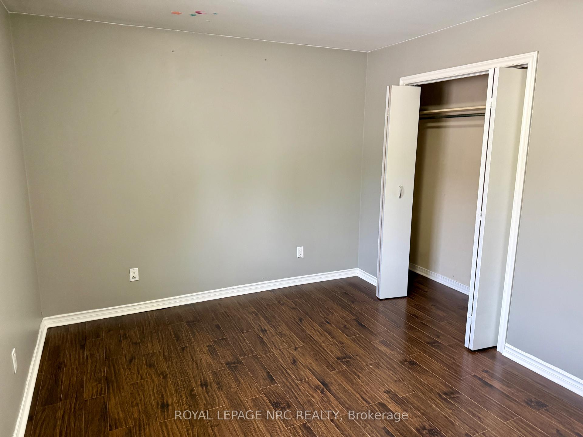 Photo 13 of 22 Ravine Road, St. Catharines, Oakdale — HOMEH