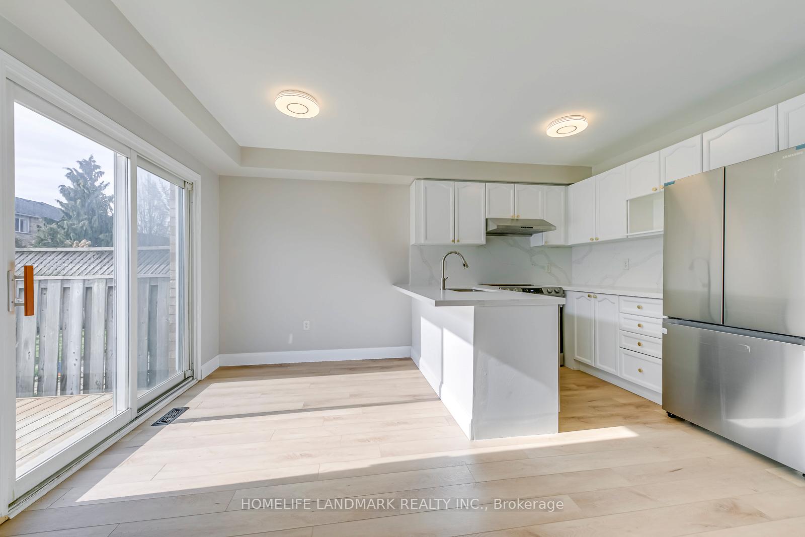 Photo 9 of 4432 Peter Drive, Burlington, Shoreacres — HOMEH