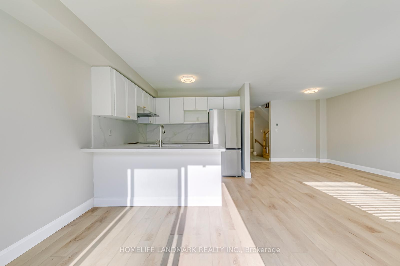 Photo 11 of 4432 Peter Drive, Burlington, Shoreacres — HOMEH