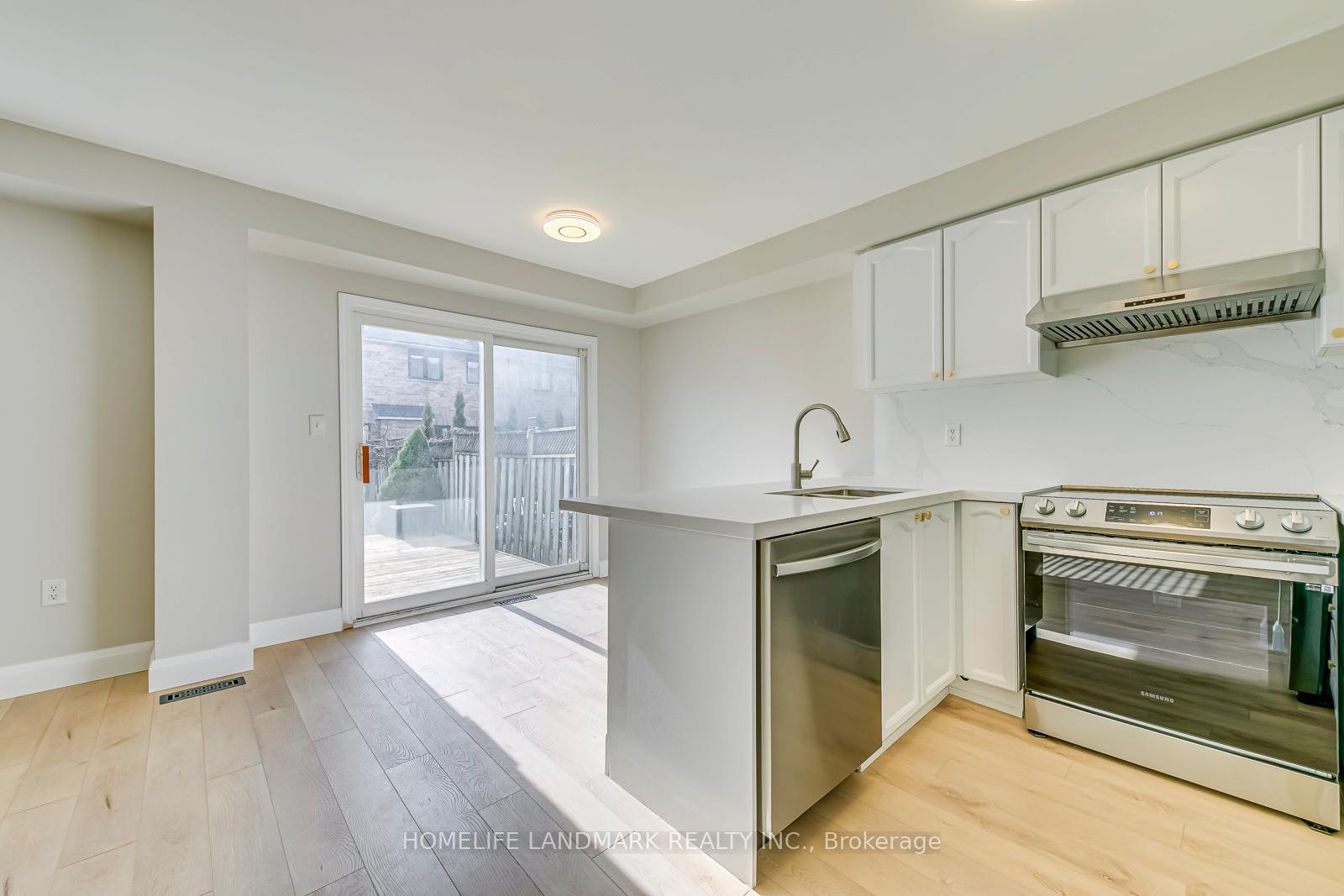 Photo 15 of 4432 Peter Drive, Burlington, Shoreacres — HOMEH