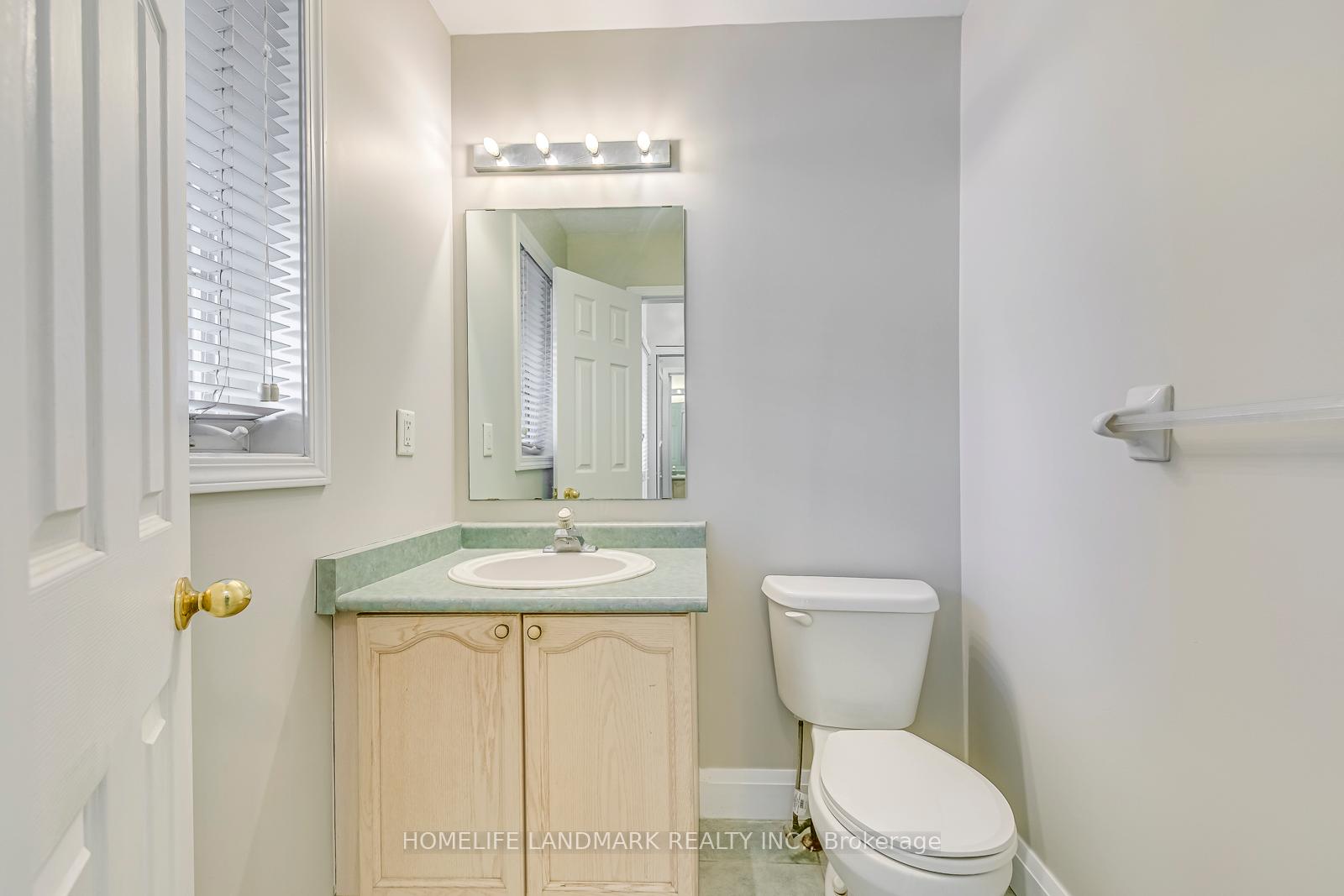 Photo 16 of 4432 Peter Drive, Burlington, Shoreacres — HOMEH