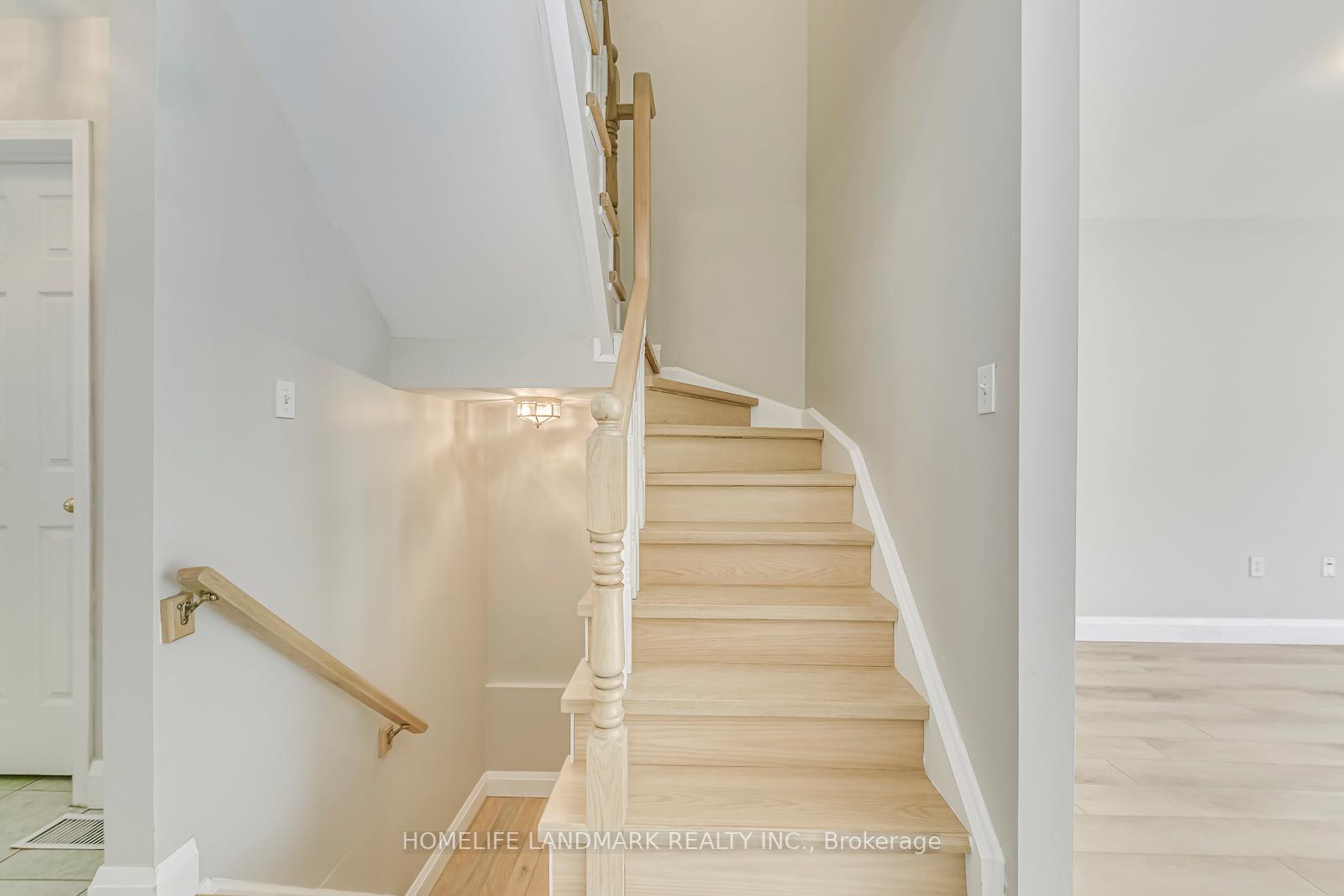 Photo 17 of 4432 Peter Drive, Burlington, Shoreacres — HOMEH