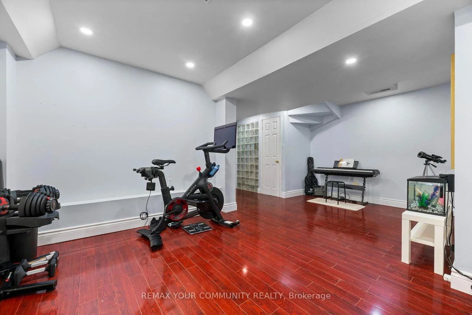 Photo 51 of 16 Smales Drive, Ajax, Central — HOMEH