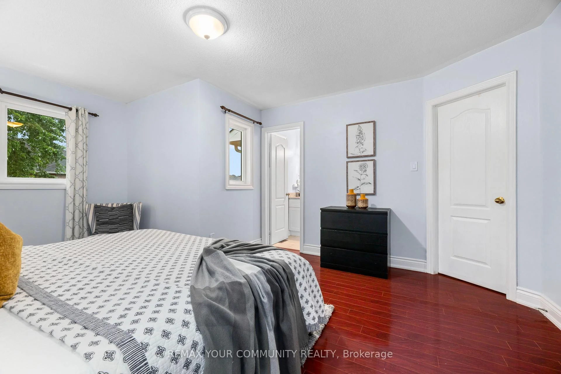 Photo 99 of 16 Smales Drive, Ajax, Central — HOMEH