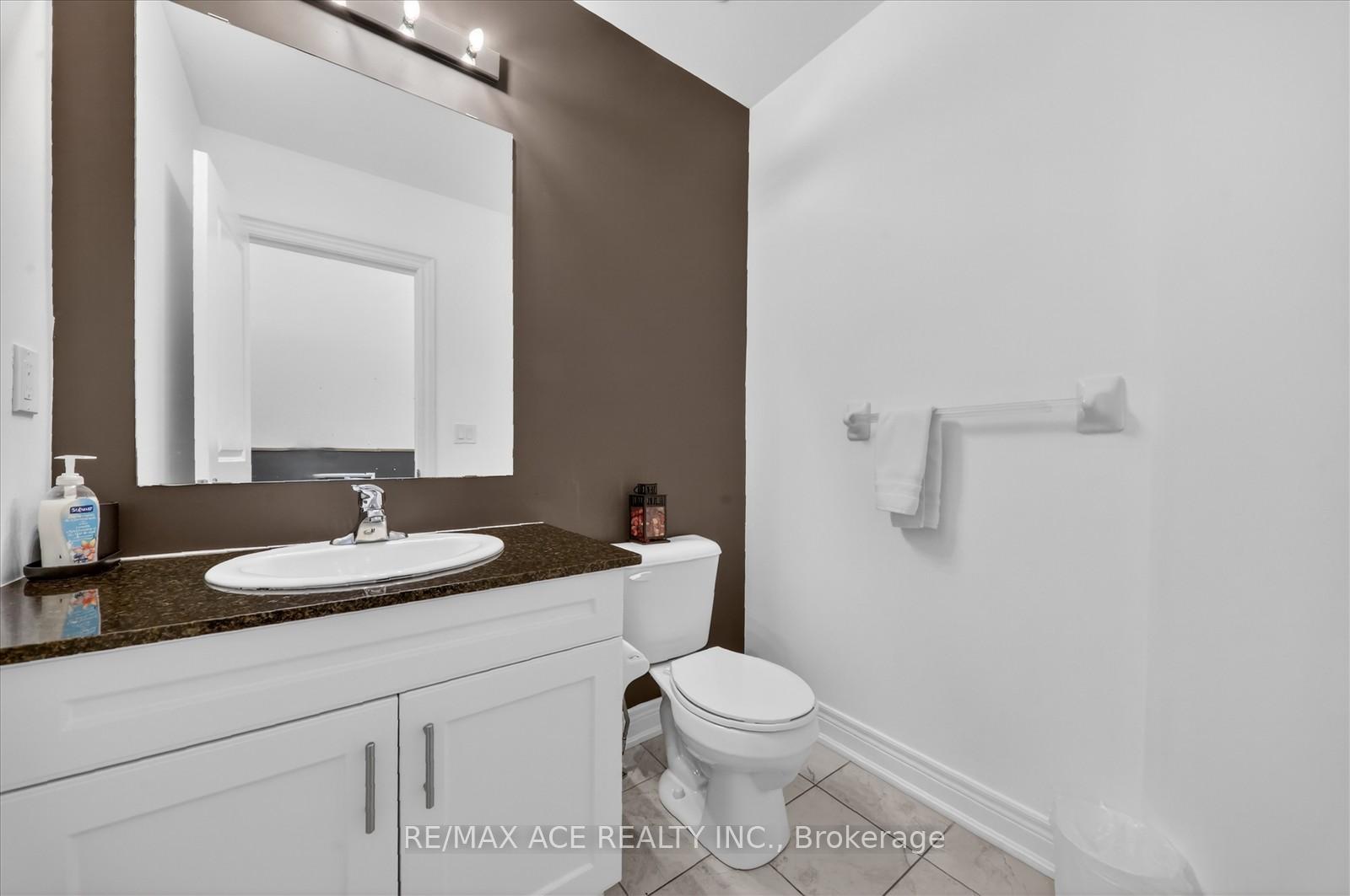 Photo 7 of Unit 26, 171 Snowbridge Way, Blue Mountains — HOMEH