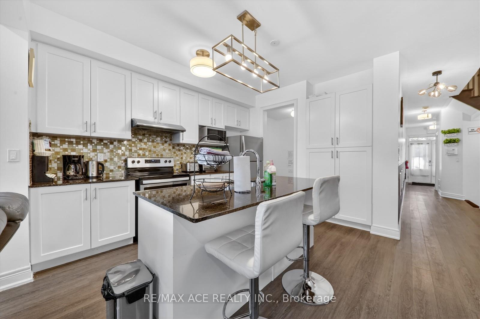 Photo 14 of Unit 26, 171 Snowbridge Way, Blue Mountains — HOMEH