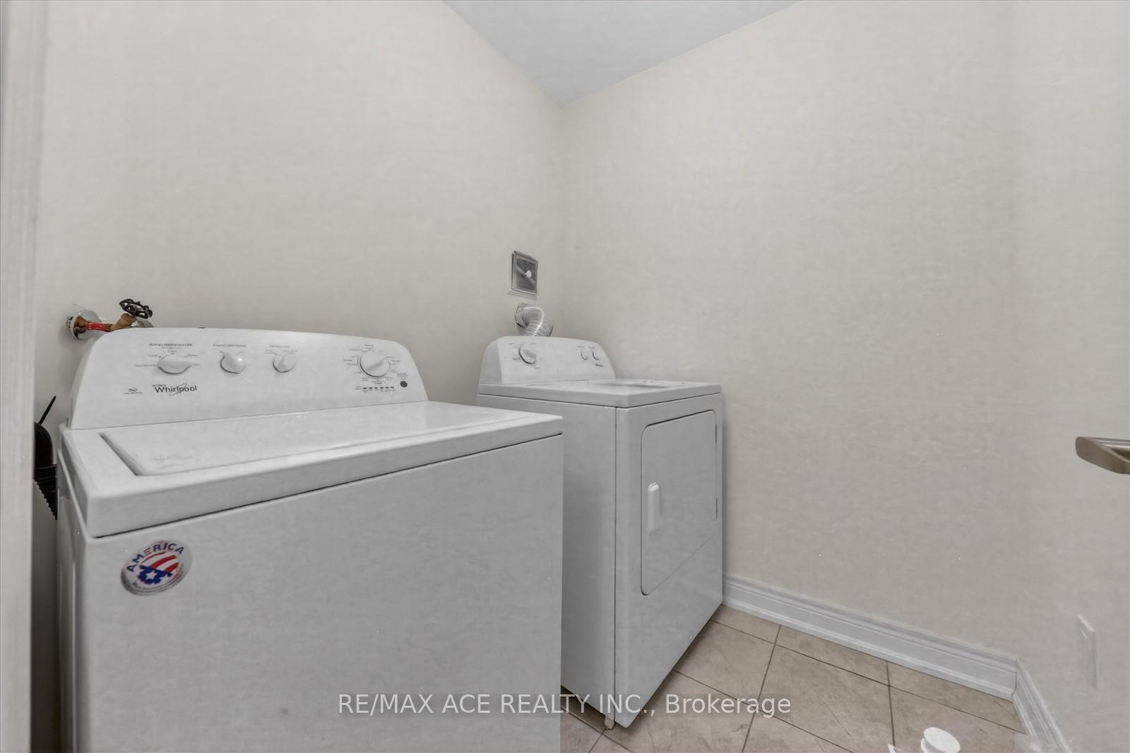 Photo 35 of Unit 26, 171 Snowbridge Way, Blue Mountains — HOMEH