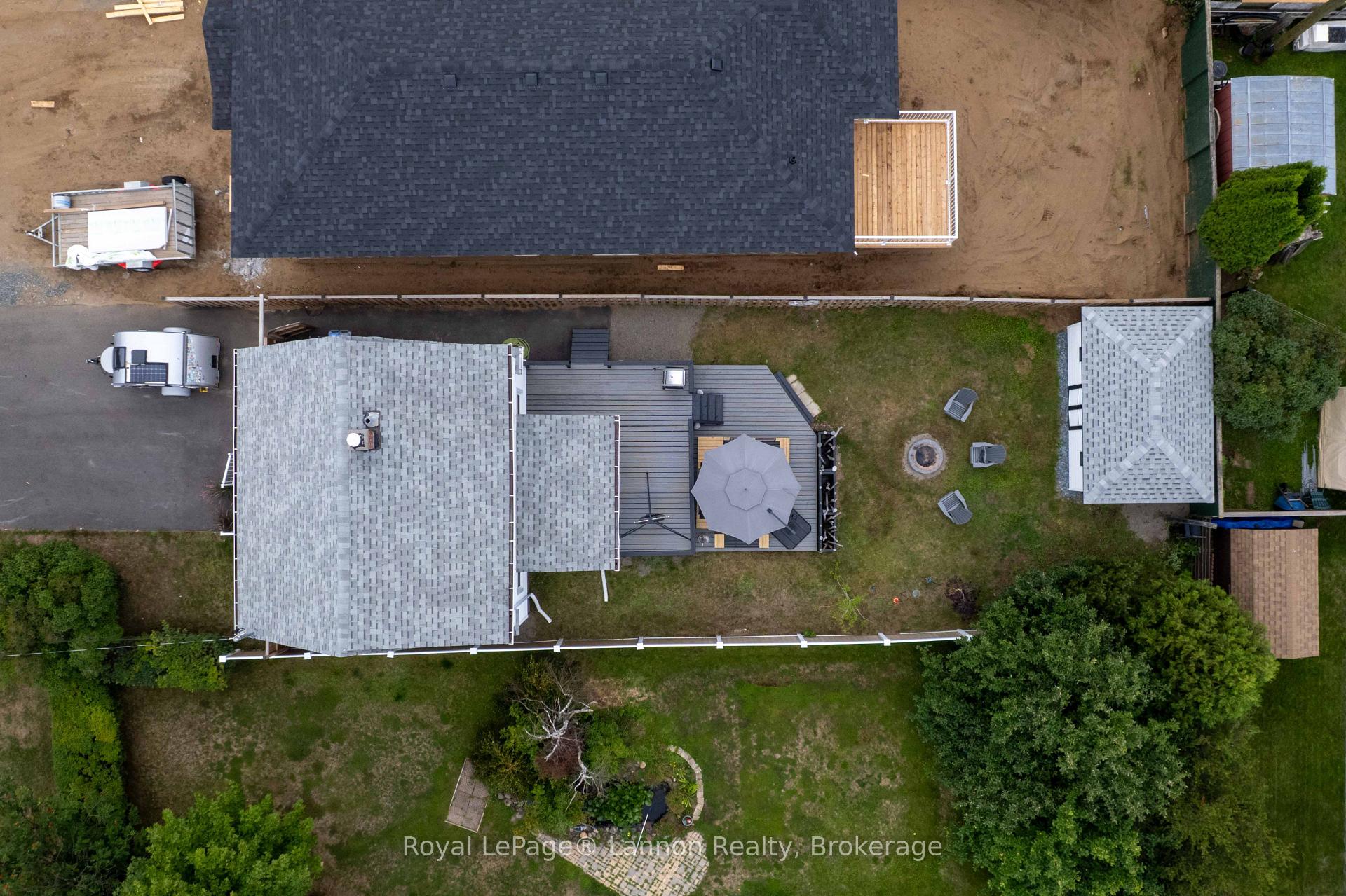 Photo 3 of 102 Bruce Street, Thunder Bay, Shuniah — HOMEH