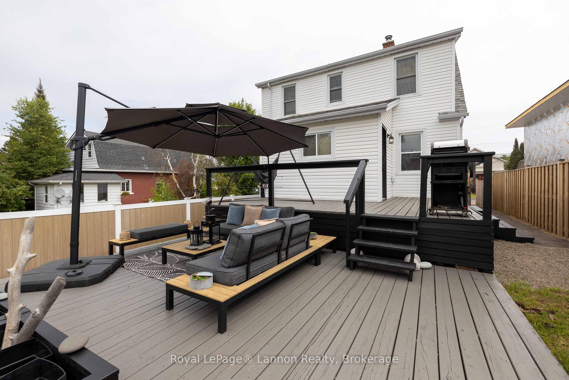 Photo 5 of 102 Bruce Street, Thunder Bay, Shuniah — HOMEH