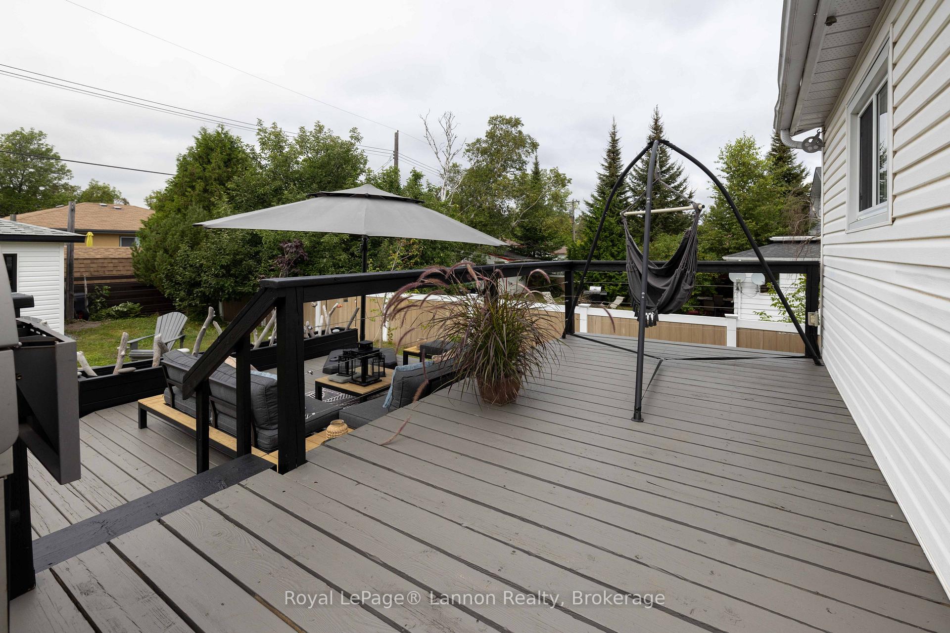 Photo 7 of 102 Bruce Street, Thunder Bay, Shuniah — HOMEH