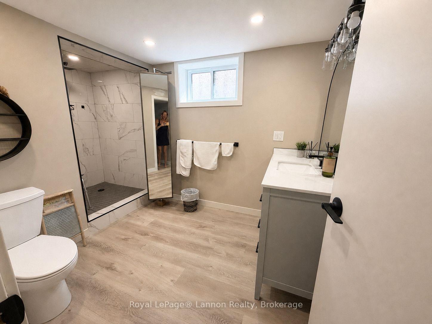 Photo 36 of 102 Bruce Street, Thunder Bay, Shuniah — HOMEH