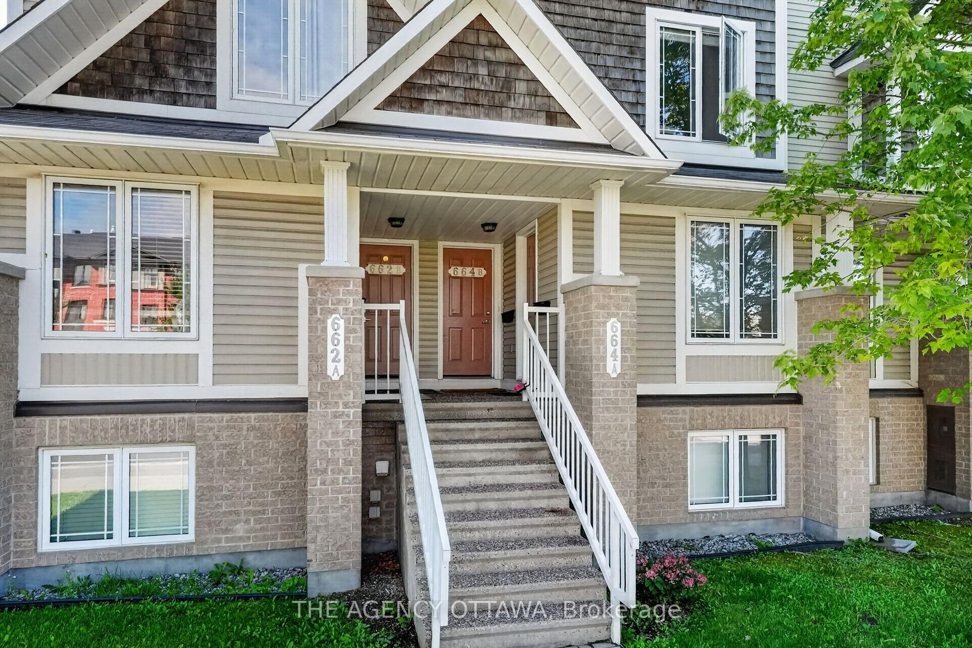 Photo 3 of Unit B, 664 Chapman Mills Drive, Ottawa, Barrhaven - Strandherd — HOMEH