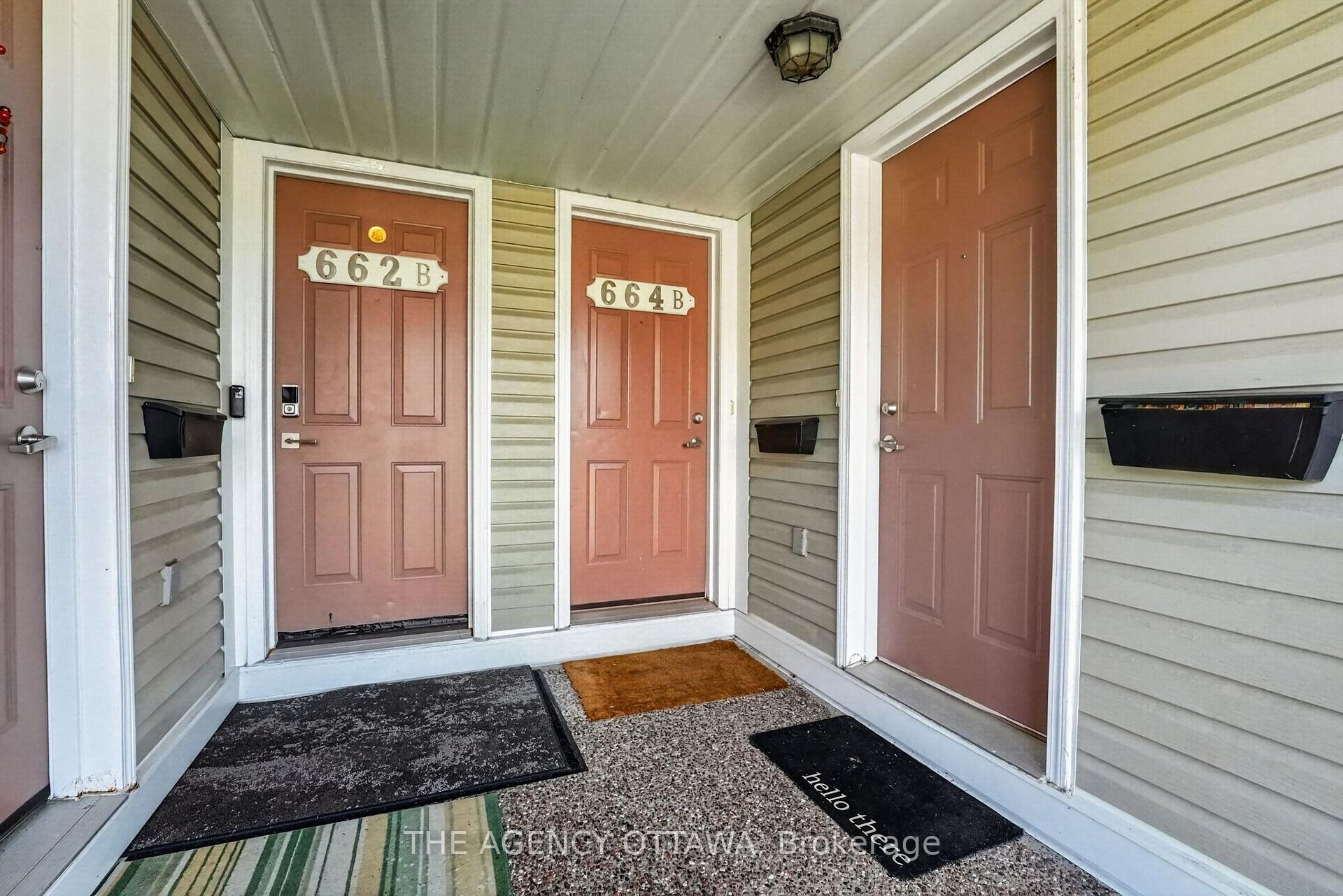Photo 4 of Unit B, 664 Chapman Mills Drive, Ottawa, Barrhaven - Strandherd — HOMEH