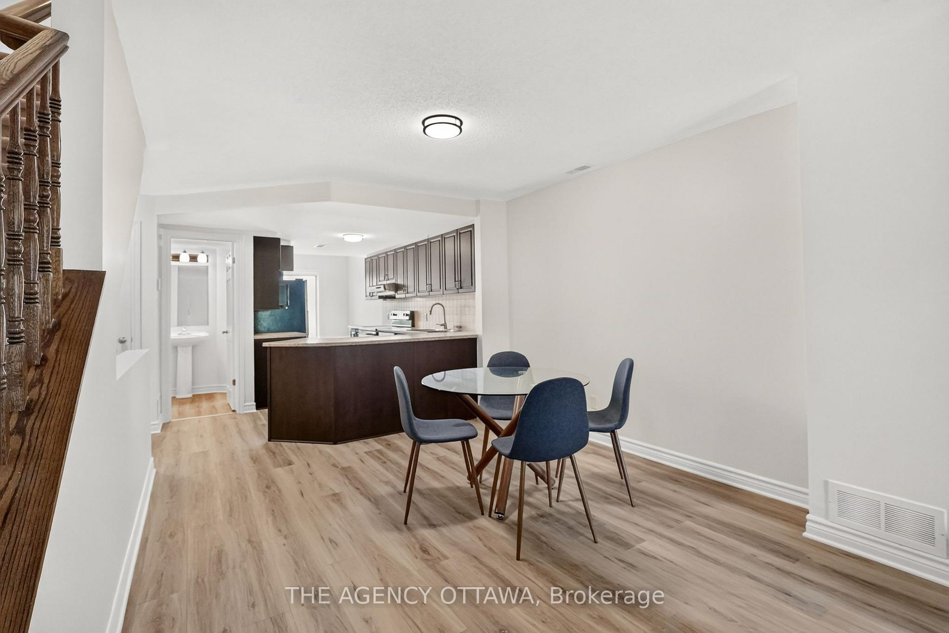 Photo 11 of Unit B, 664 Chapman Mills Drive, Ottawa, Barrhaven - Strandherd — HOMEH