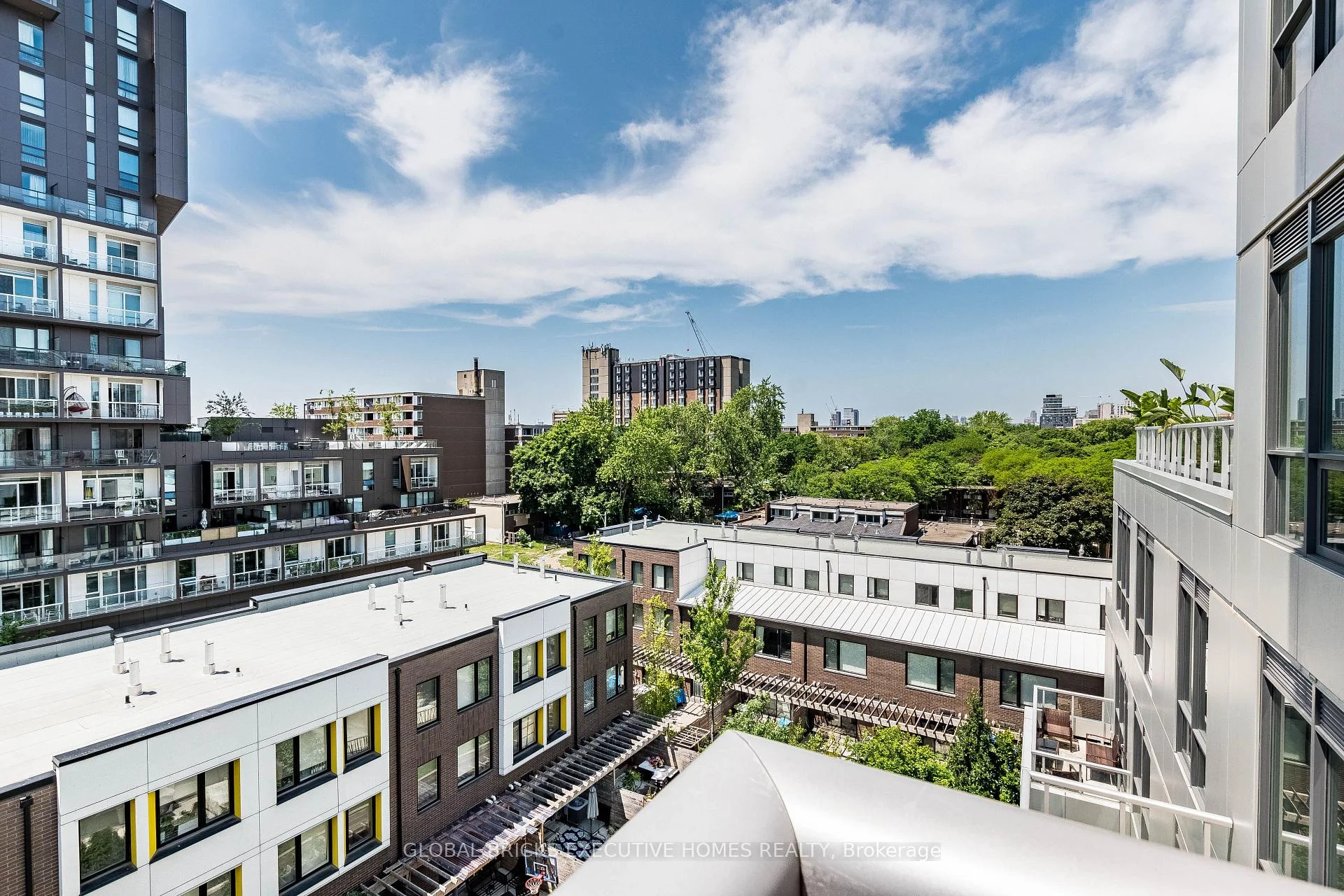 Photo 3 of Unit 602, 38 Cameron Street, Toronto, Kensington-Chinatown — HOMEH