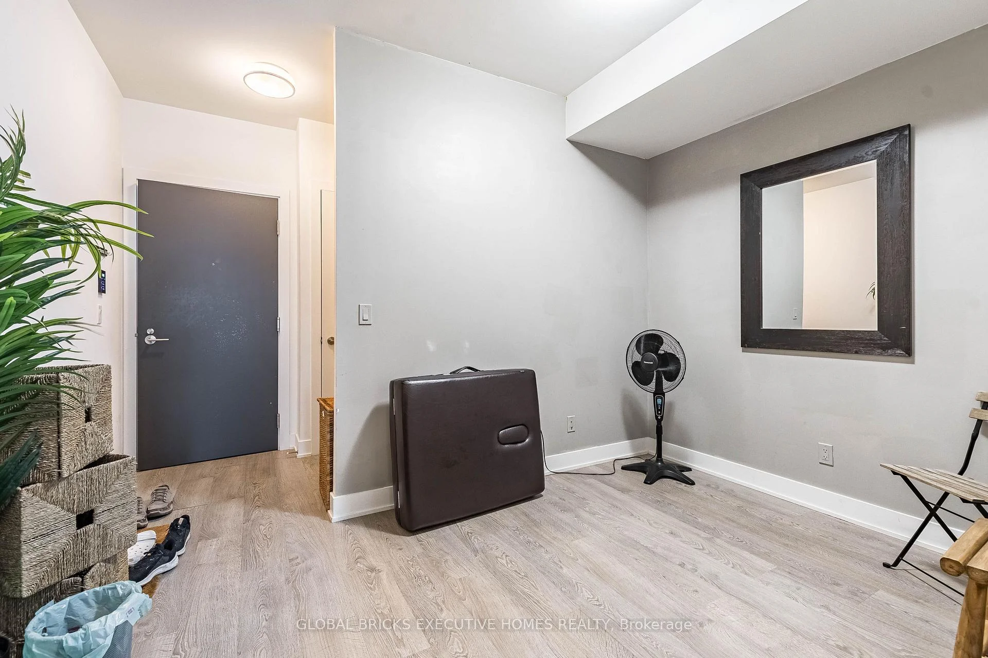 Photo 17 of Unit 602, 38 Cameron Street, Toronto, Kensington-Chinatown — HOMEH