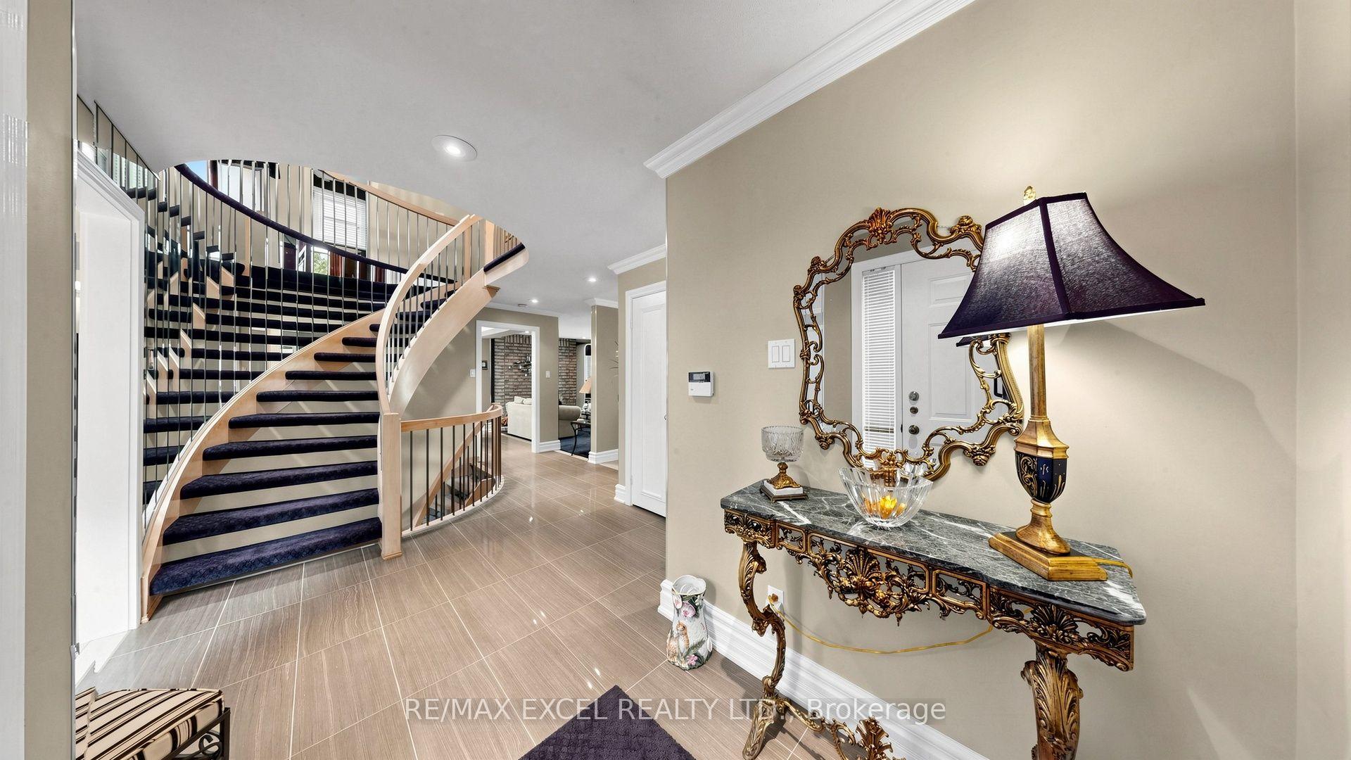 Photo 3 of 11 Alexis Road, Markham, Thornlea — HOMEH