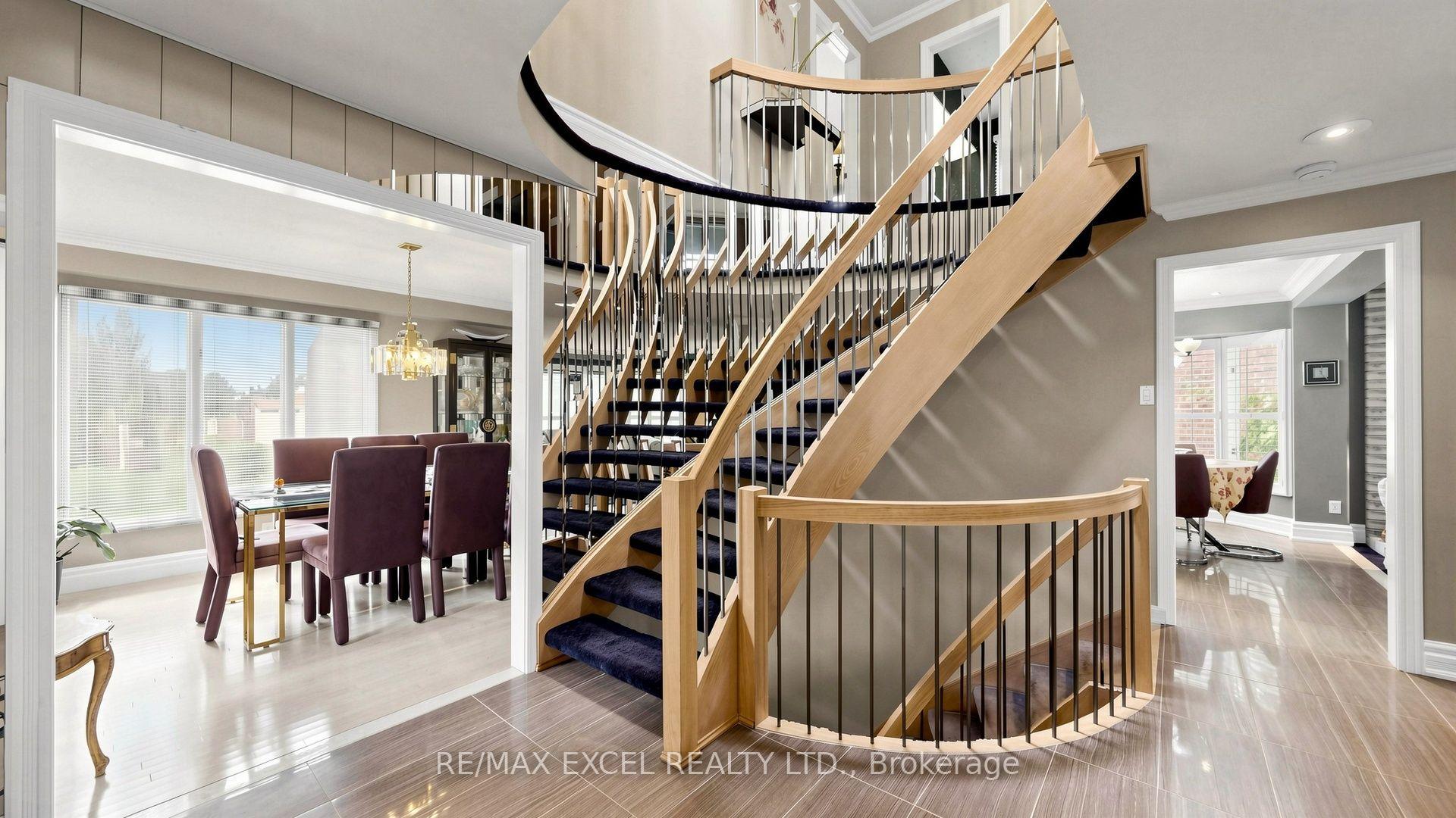 Photo 4 of 11 Alexis Road, Markham, Thornlea — HOMEH
