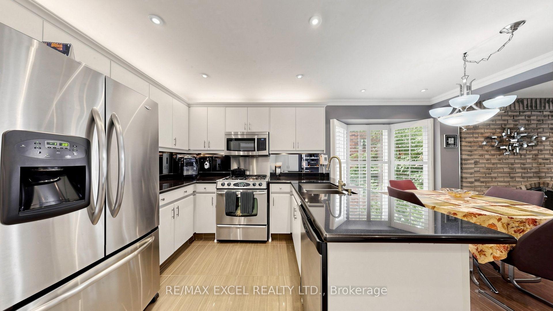 Photo 16 of 11 Alexis Road, Markham, Thornlea — HOMEH