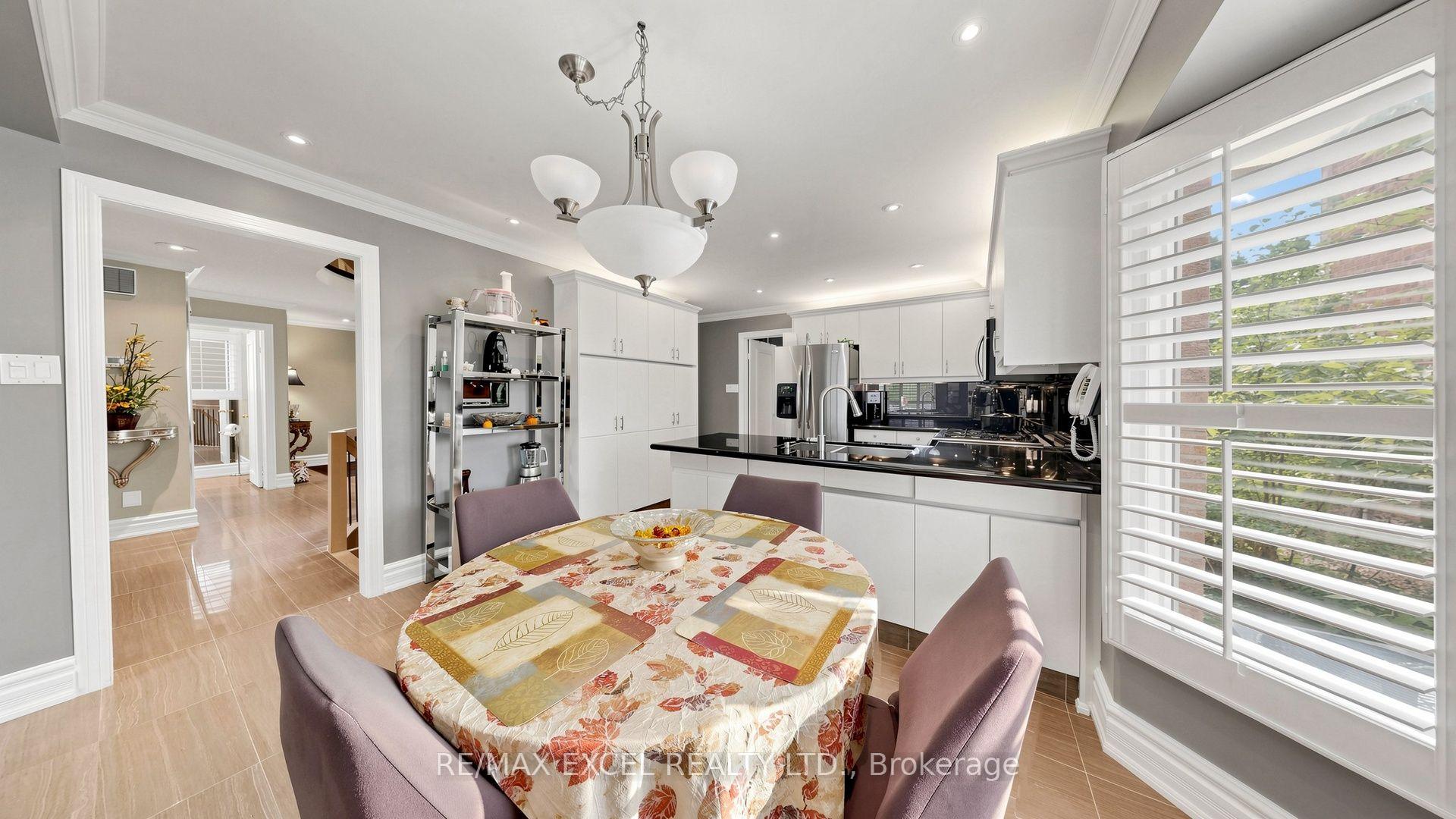 Photo 21 of 11 Alexis Road, Markham, Thornlea — HOMEH
