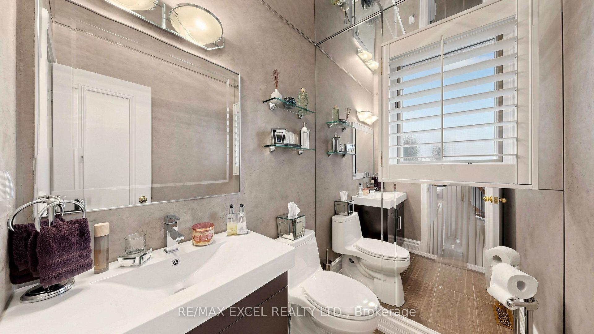 Photo 22 of 11 Alexis Road, Markham, Thornlea — HOMEH