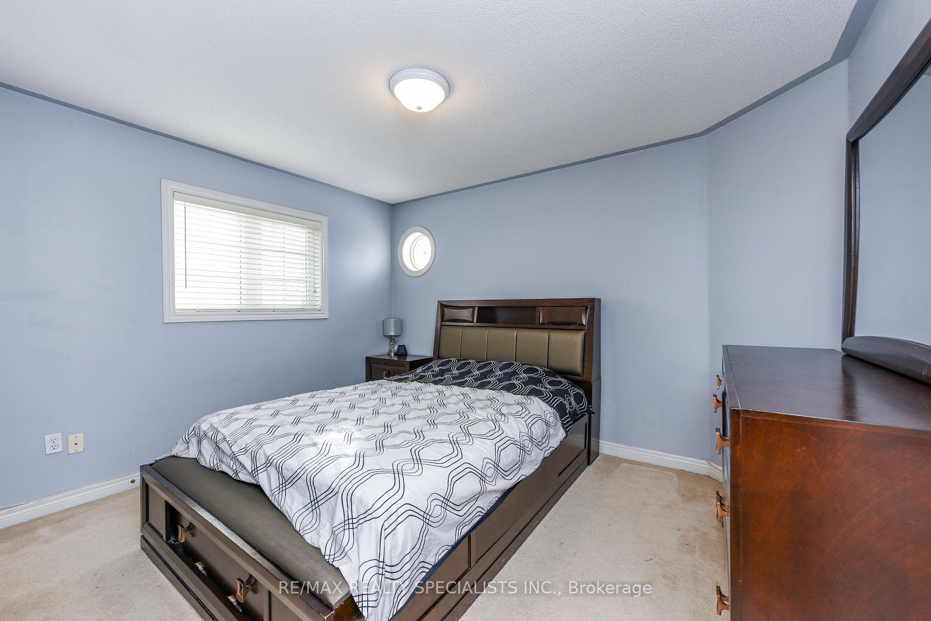 Photo 36 of 41 Madronna Gardens, Brampton, Fletcher's Meadow — HOMEH