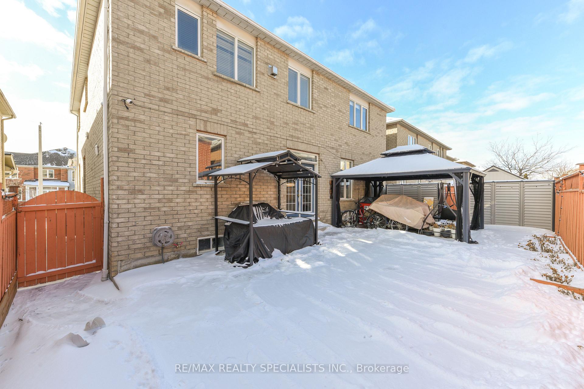 Photo 49 of 41 Madronna Gardens, Brampton, Fletcher's Meadow — HOMEH