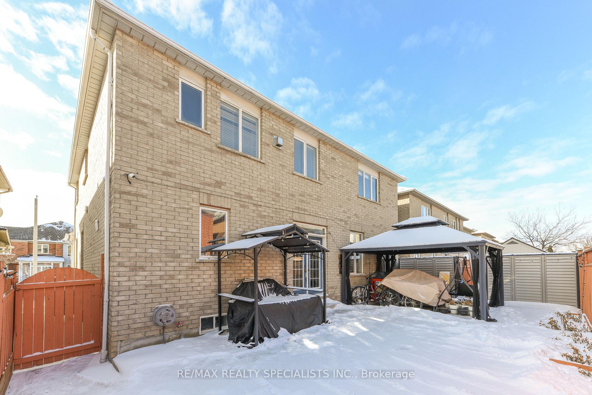 Photo 51 of 41 Madronna Gardens, Brampton, Fletcher's Meadow — HOMEH