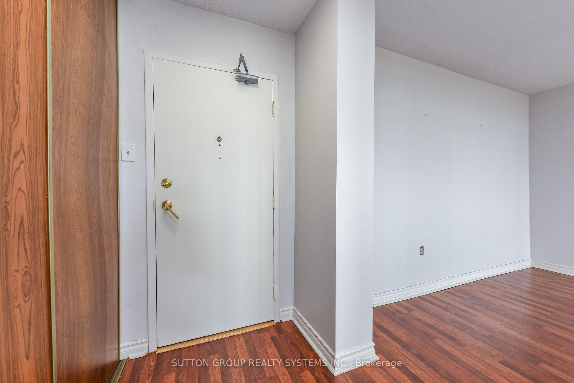 Photo 5 of Unit 705, 2055 Upper Middle Road, Burlington, Brant Hills — HOMEH