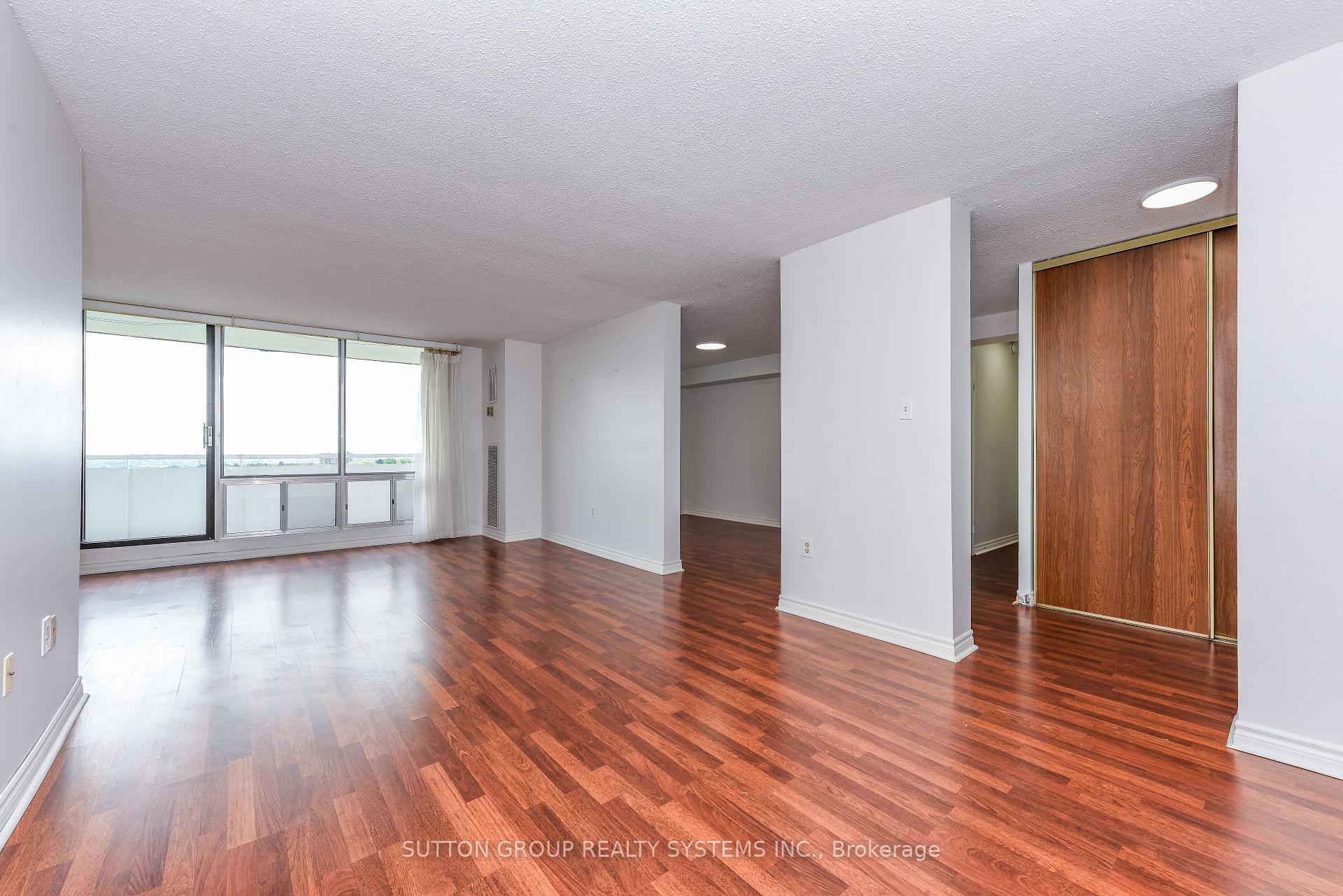 Photo 11 of Unit 705, 2055 Upper Middle Road, Burlington, Brant Hills — HOMEH