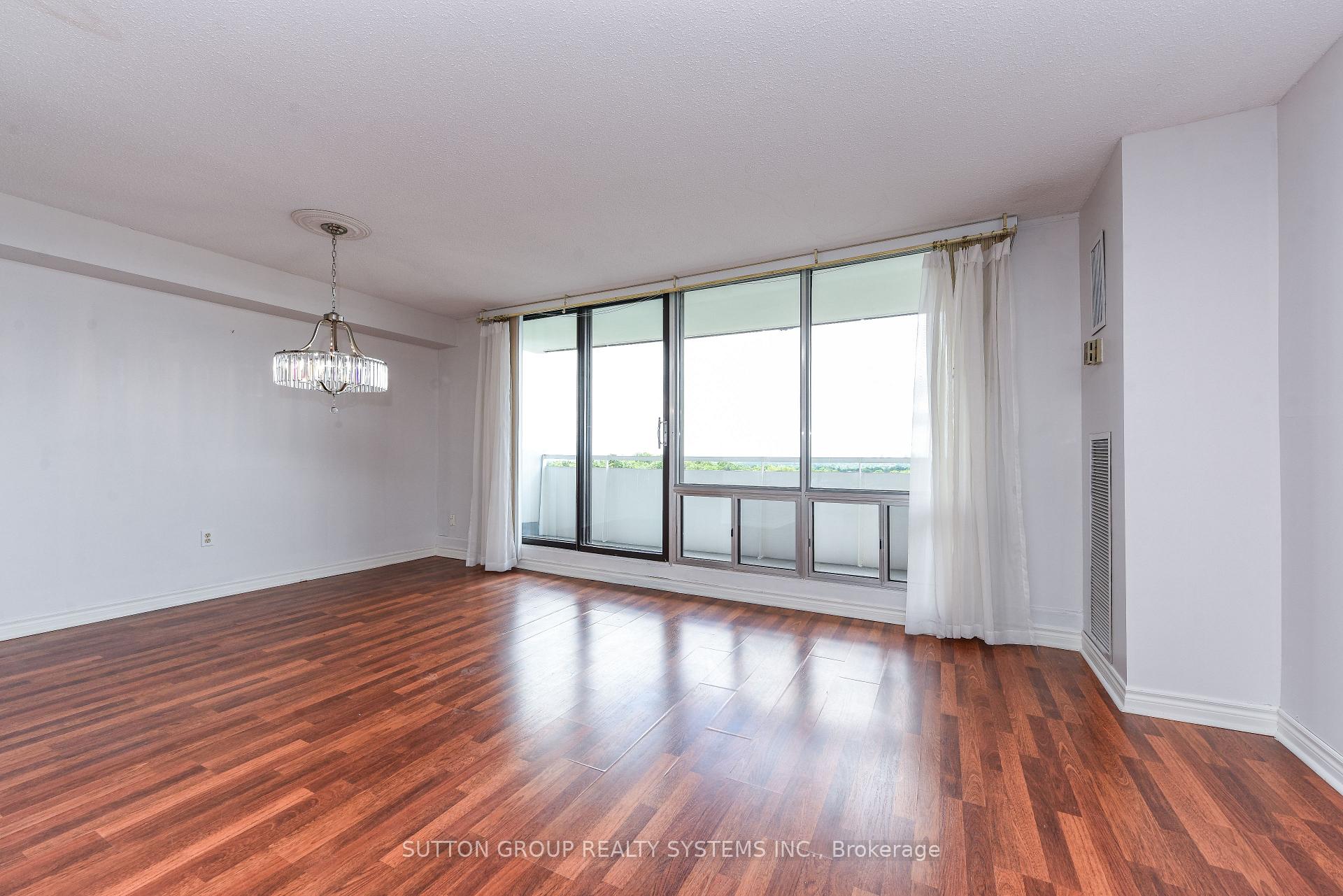 Photo 12 of Unit 705, 2055 Upper Middle Road, Burlington, Brant Hills — HOMEH